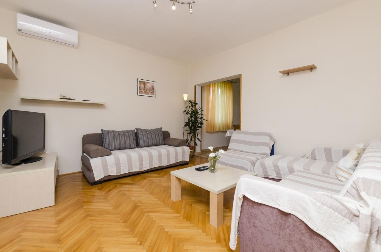 Apartment Antonija Primošten Esterno foto