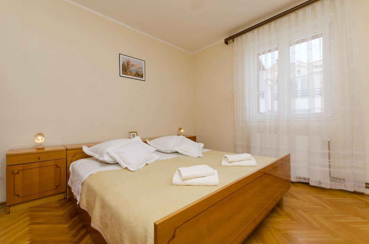 Apartment Antonija Primošten Esterno foto