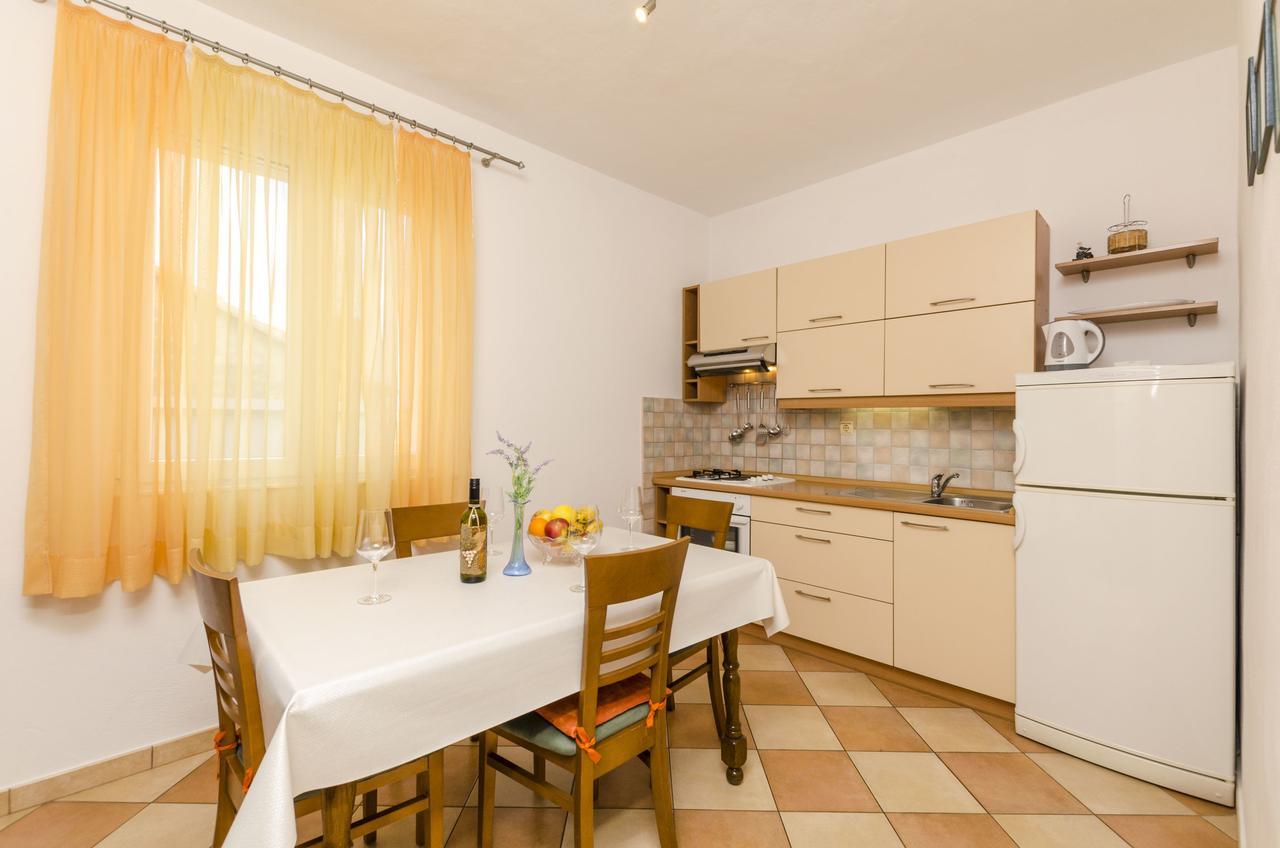 Apartment Antonija Primošten Esterno foto