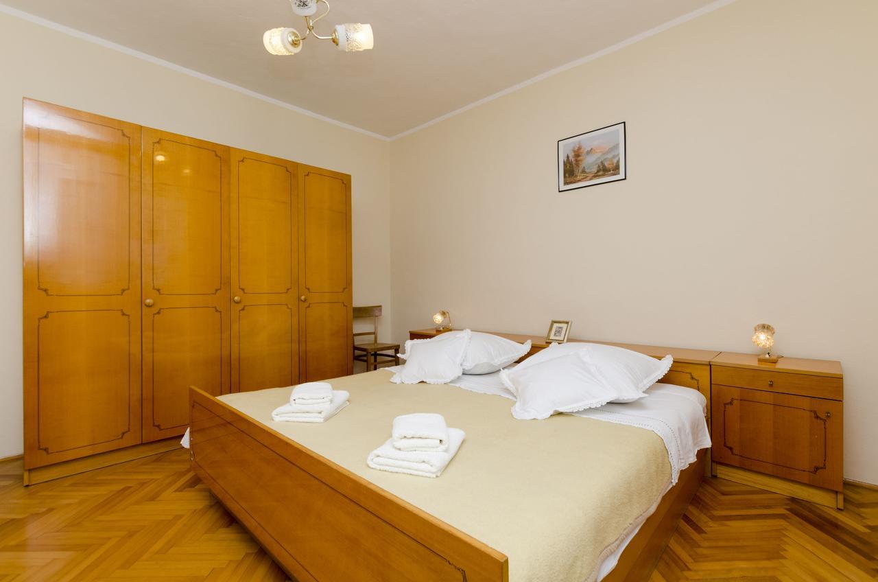 Apartment Antonija Primošten Esterno foto
